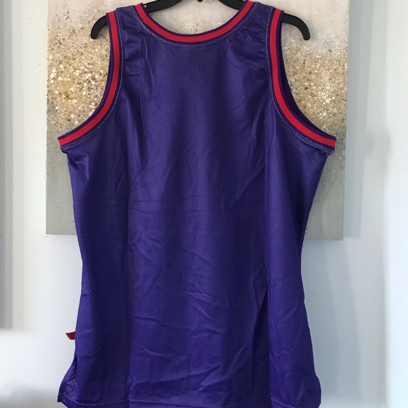 ⚡️SOLD ON KIJIJI⚡️Toronto Raptors Logo Jersey (NWT) - Picture 9 of 9